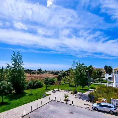 Flh Olhao Spacious House With Terrace Апартаменты *
